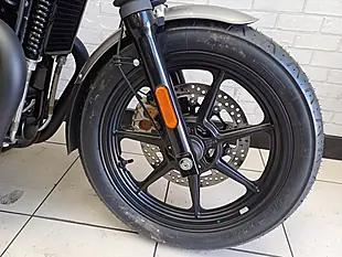 Used 2024 Royal Enfield Interceptor 650 Barcelona Blue - Interior and Exterior details 15