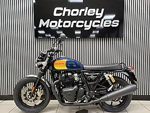 Used 2024 Royal Enfield Interceptor 650 Barcelona Blue - Interior and Exterior details 3