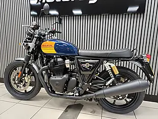 Used 2024 Royal Enfield Interceptor 650 Barcelona Blue - Interior and Exterior details 7