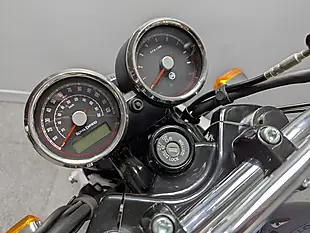 Used 2024 Royal Enfield Interceptor Barcelona Blue - Interior and Exterior details 10