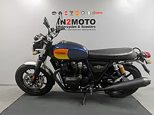 Used 2024 Royal Enfield Interceptor Barcelona Blue - Interior and Exterior details 11