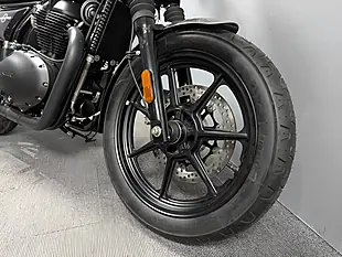 Used 2024 Royal Enfield Interceptor Barcelona Blue - Interior and Exterior details 3
