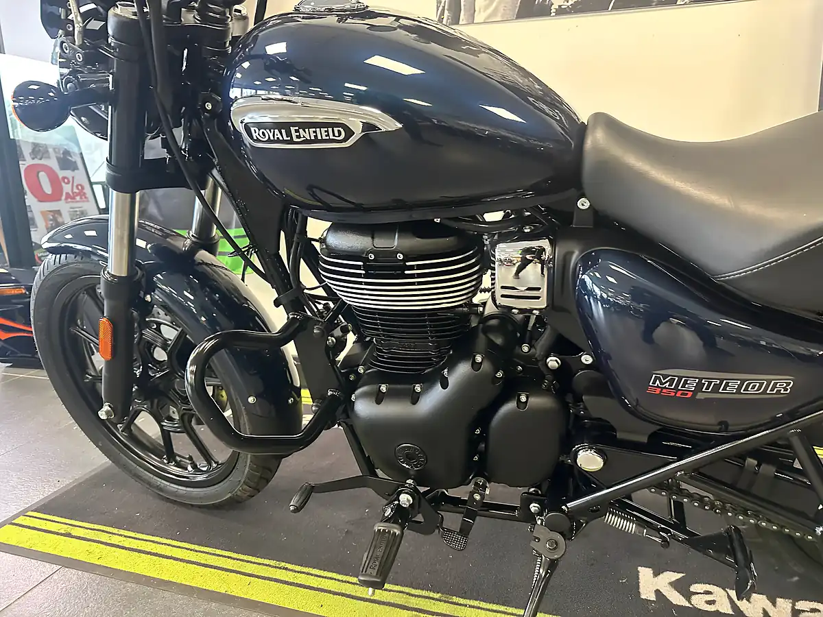 Used 2024 Royal Enfield Meteor 350 Custom Blue - Interior and Exterior details 14