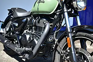 Used 2024 Royal Enfield Meteor 350 Roadster/Retro Green - Interior and Exterior details 12