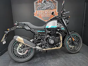 Used 2024 Royal Enfield Scram 411 Graphite Blue - Interior and Exterior details 6