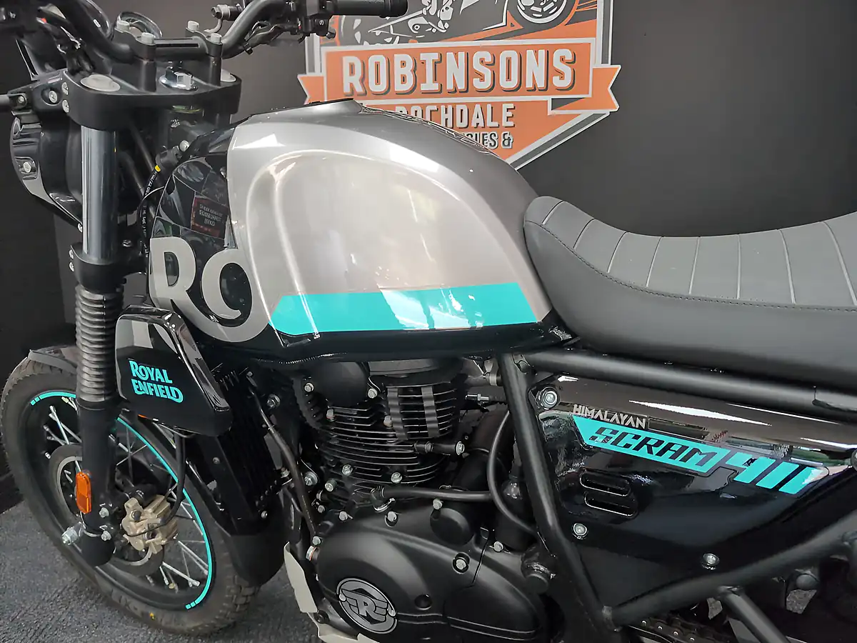 Used 2024 Royal Enfield Scram 411 Graphite Blue - Interior and Exterior details 9