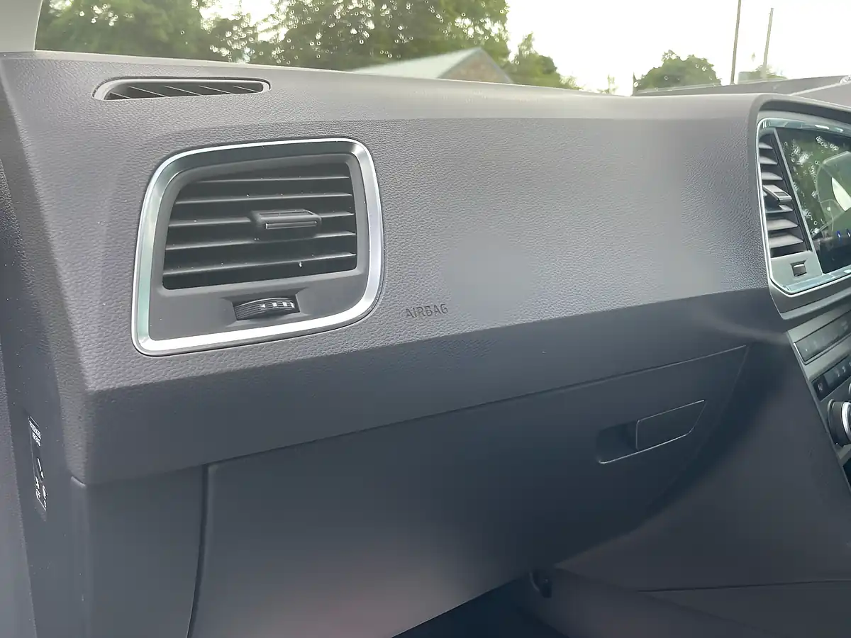 Used 2024 SEAT Ateca Xperience Graphite Grey - Interior and Exterior details 14