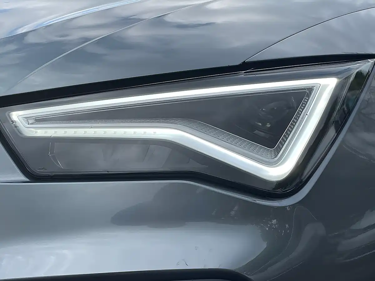 Used 2024 SEAT Ateca Xperience Graphite Grey - Interior and Exterior details 6