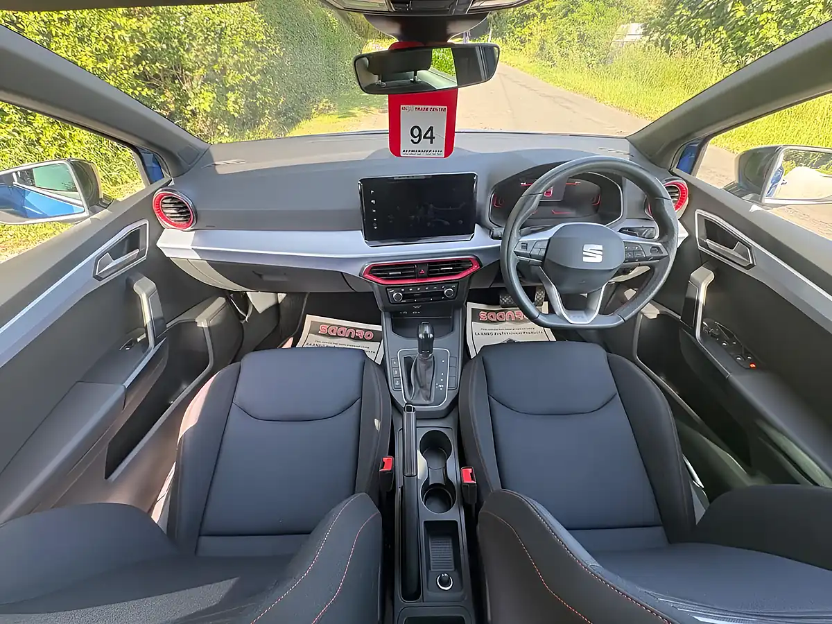 Used 2024 SEAT Ibiza Fr Sapphire Blue - Interior and Exterior details 10