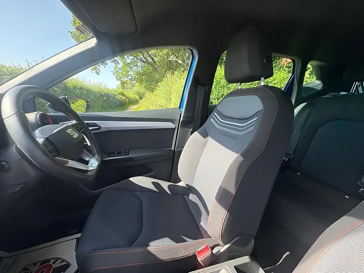 Used 2024 SEAT Ibiza Fr Sapphire Blue - Interior and Exterior details 16