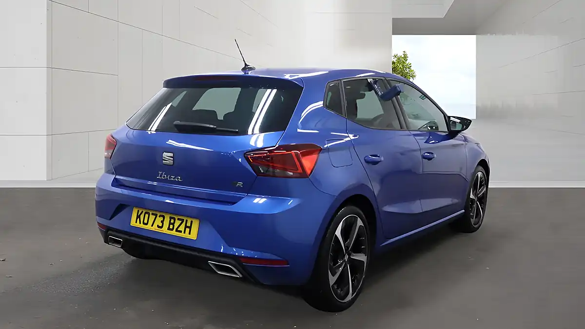Used 2024 SEAT Ibiza Fr Sport Blue - Interior and Exterior details 4