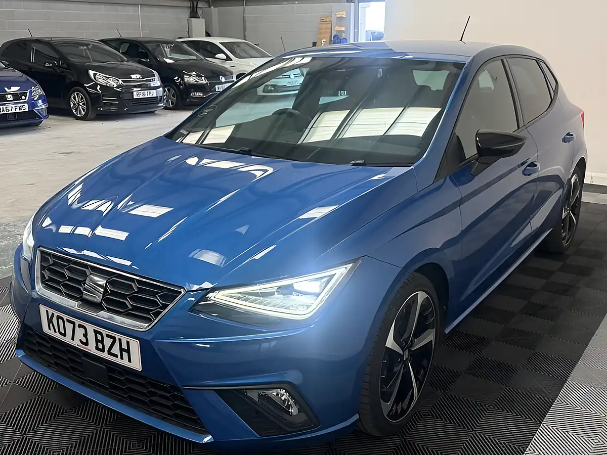 Used 2024 SEAT Ibiza Fr Sport Blue - Interior and Exterior details 4