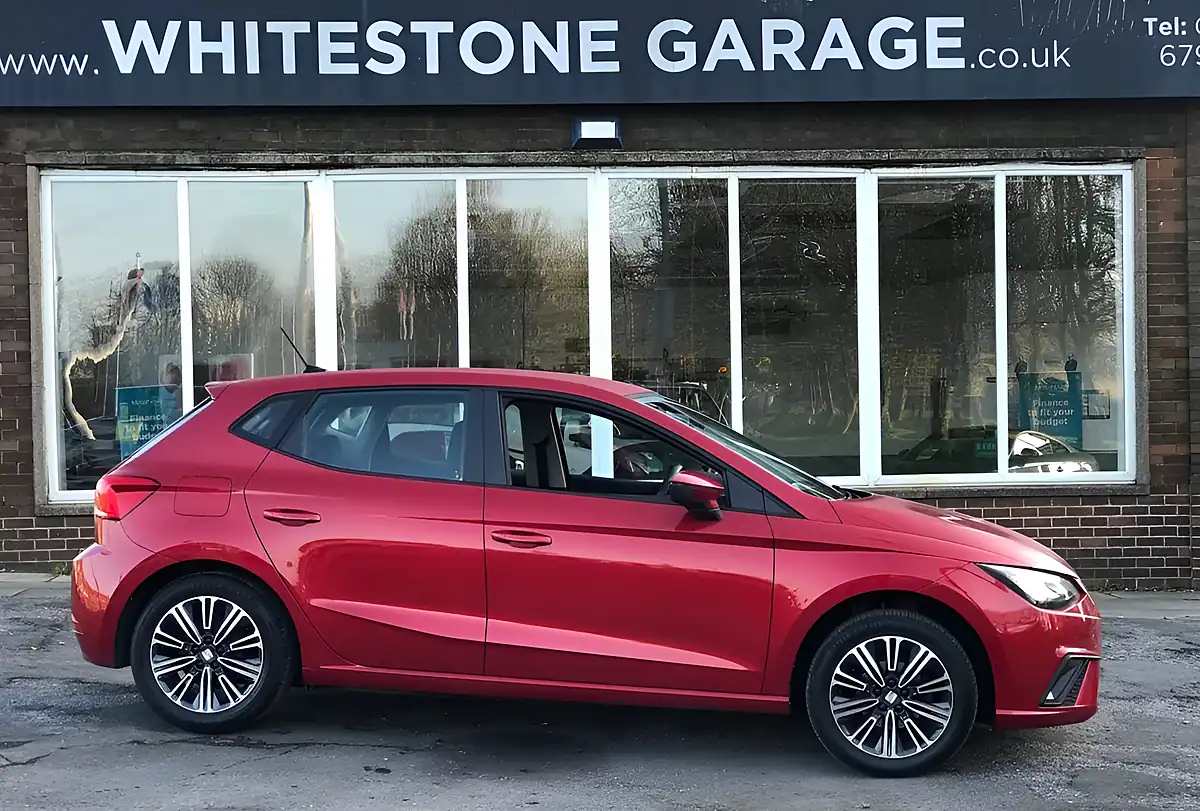 Used 2024 SEAT Ibiza Se Technology Red - Interior and Exterior details 4
