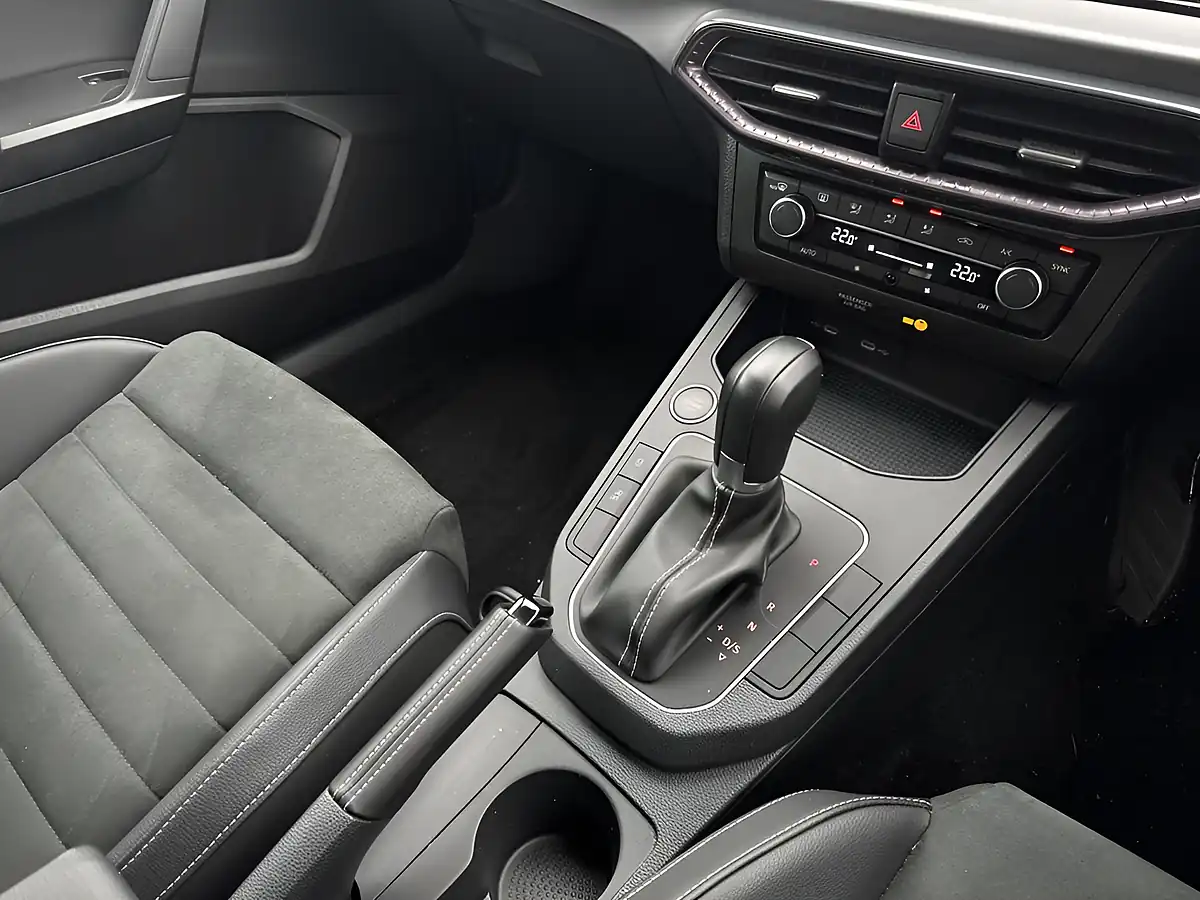 Used 2024 SEAT Ibiza Xcellence White - Interior and Exterior details 13