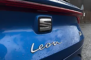 Used 2024 SEAT Leon Fr Blue - Interior and Exterior details 11