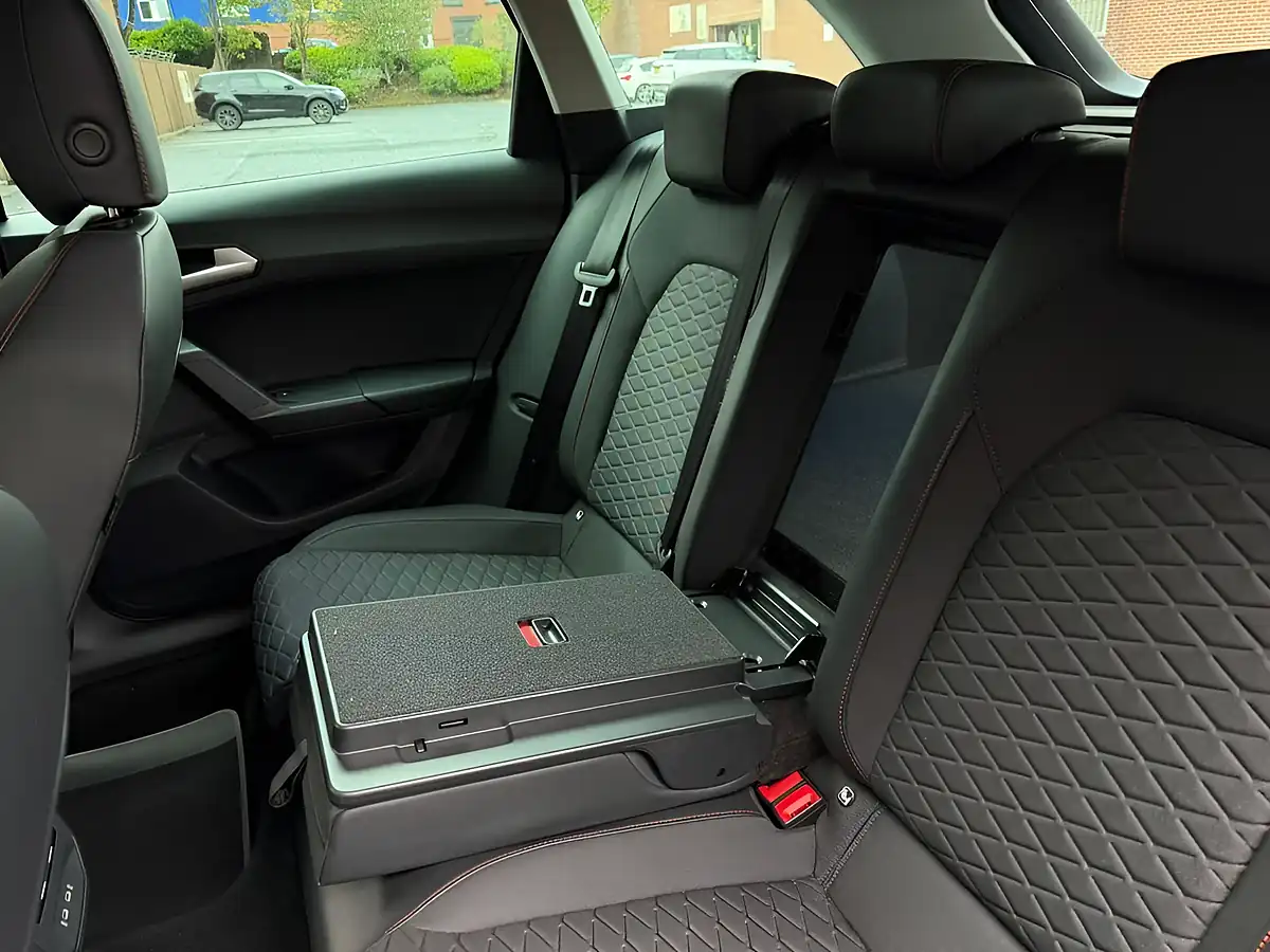 Used 2024 SEAT Leon Fr Blue - Interior and Exterior details 13