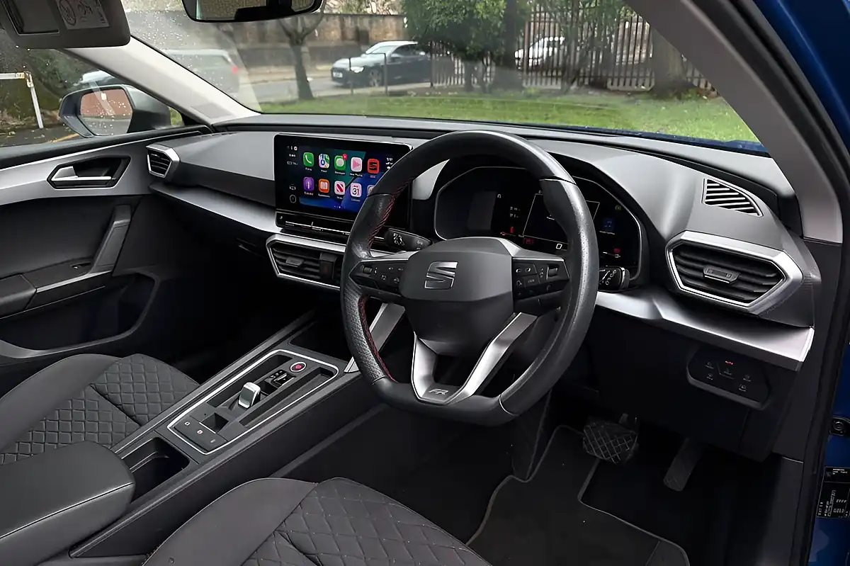 Used 2024 SEAT Leon Fr Blue - Interior and Exterior details 2
