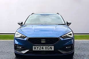 Used 2024 SEAT Leon Fr Blue - Interior and Exterior details 3
