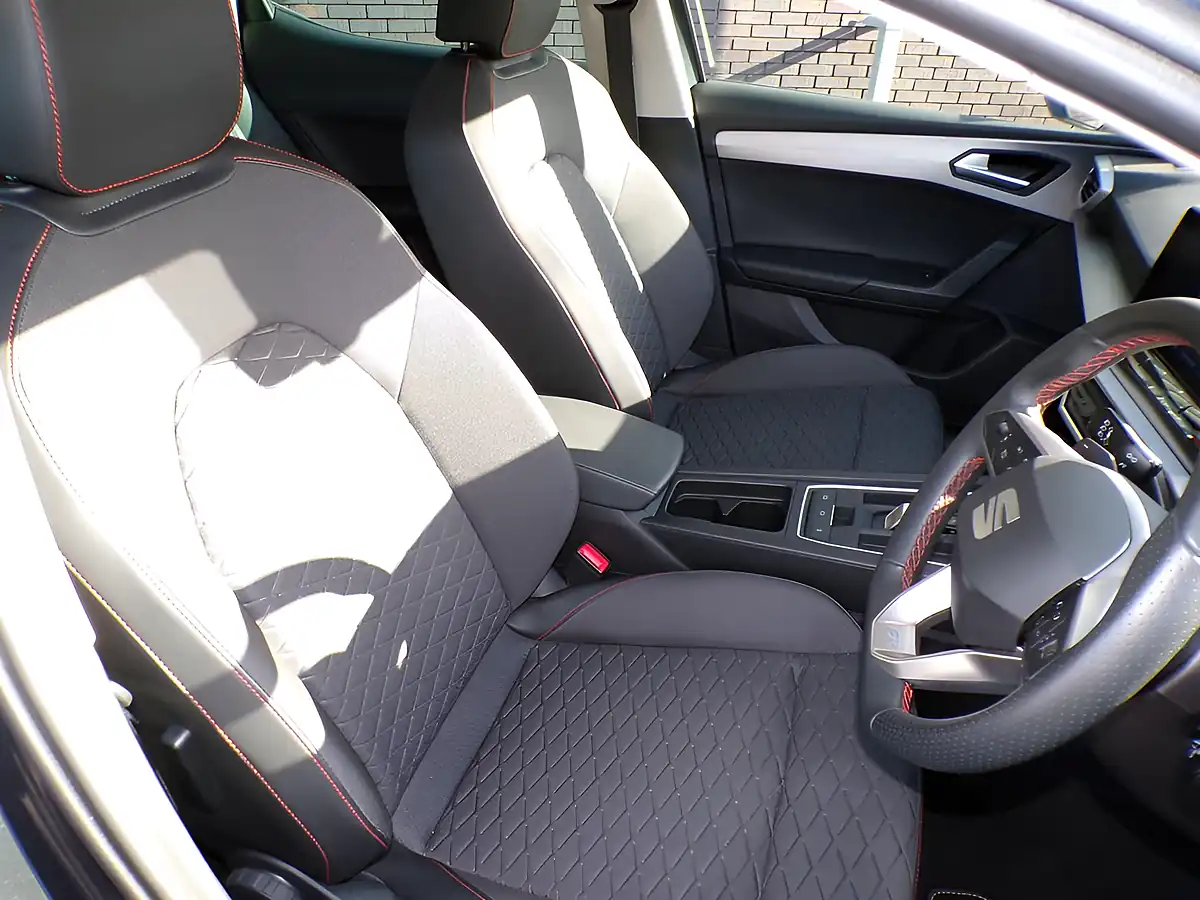 Used 2024 SEAT Leon Fr Grey - Interior and Exterior details 12