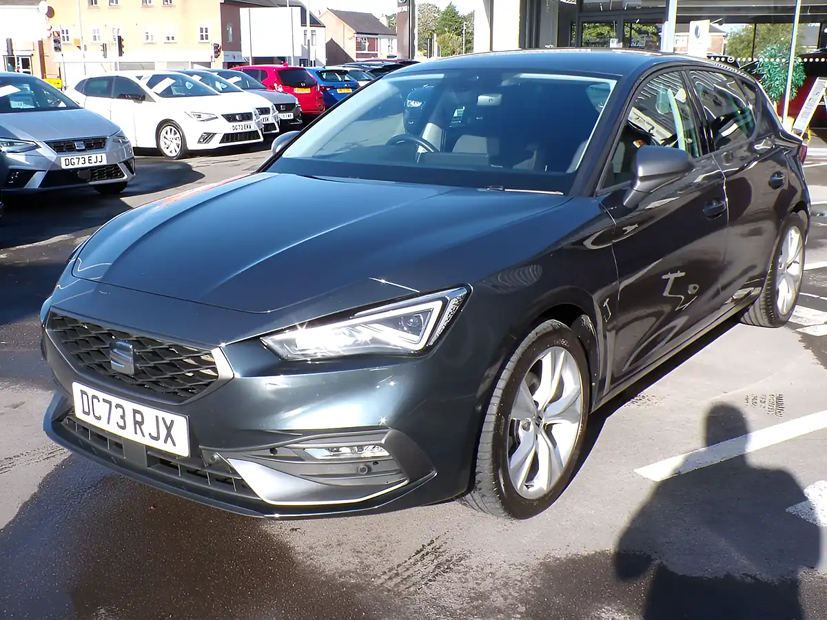 Used 2024 SEAT Leon Fr Grey - Interior and Exterior details 5