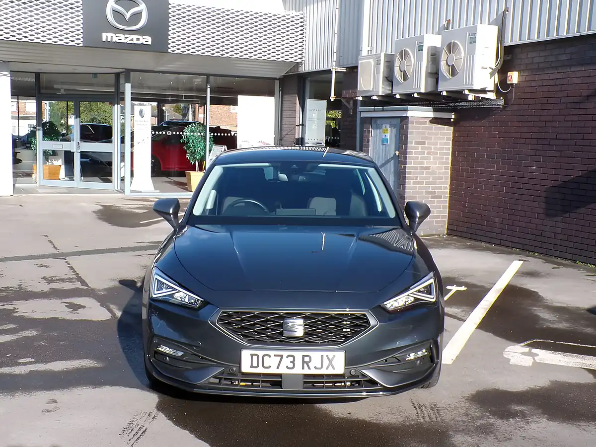 Used 2024 SEAT Leon Fr Grey - Interior and Exterior details 6