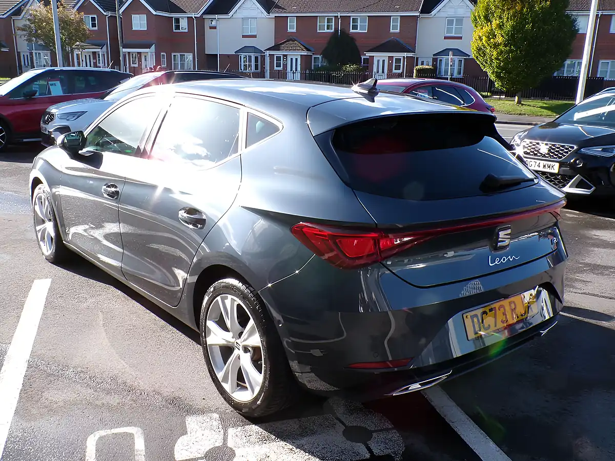 Used 2024 SEAT Leon Fr Grey - Interior and Exterior details 9
