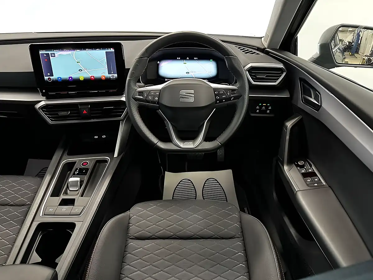 Used 2024 SEAT Leon Fr Magnetic Tech Grey - Interior and Exterior details 10