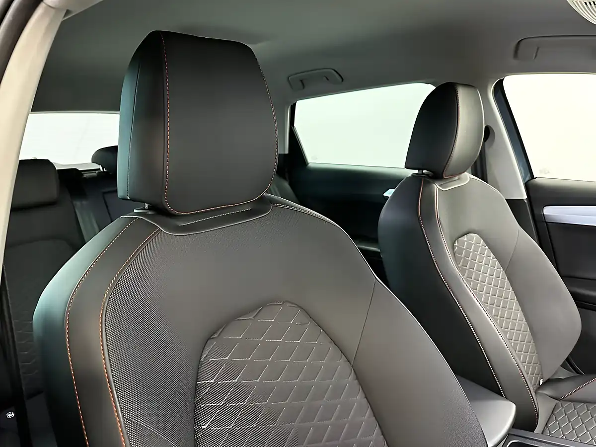 Used 2024 SEAT Leon Fr Magnetic Tech Grey - Interior and Exterior details 18