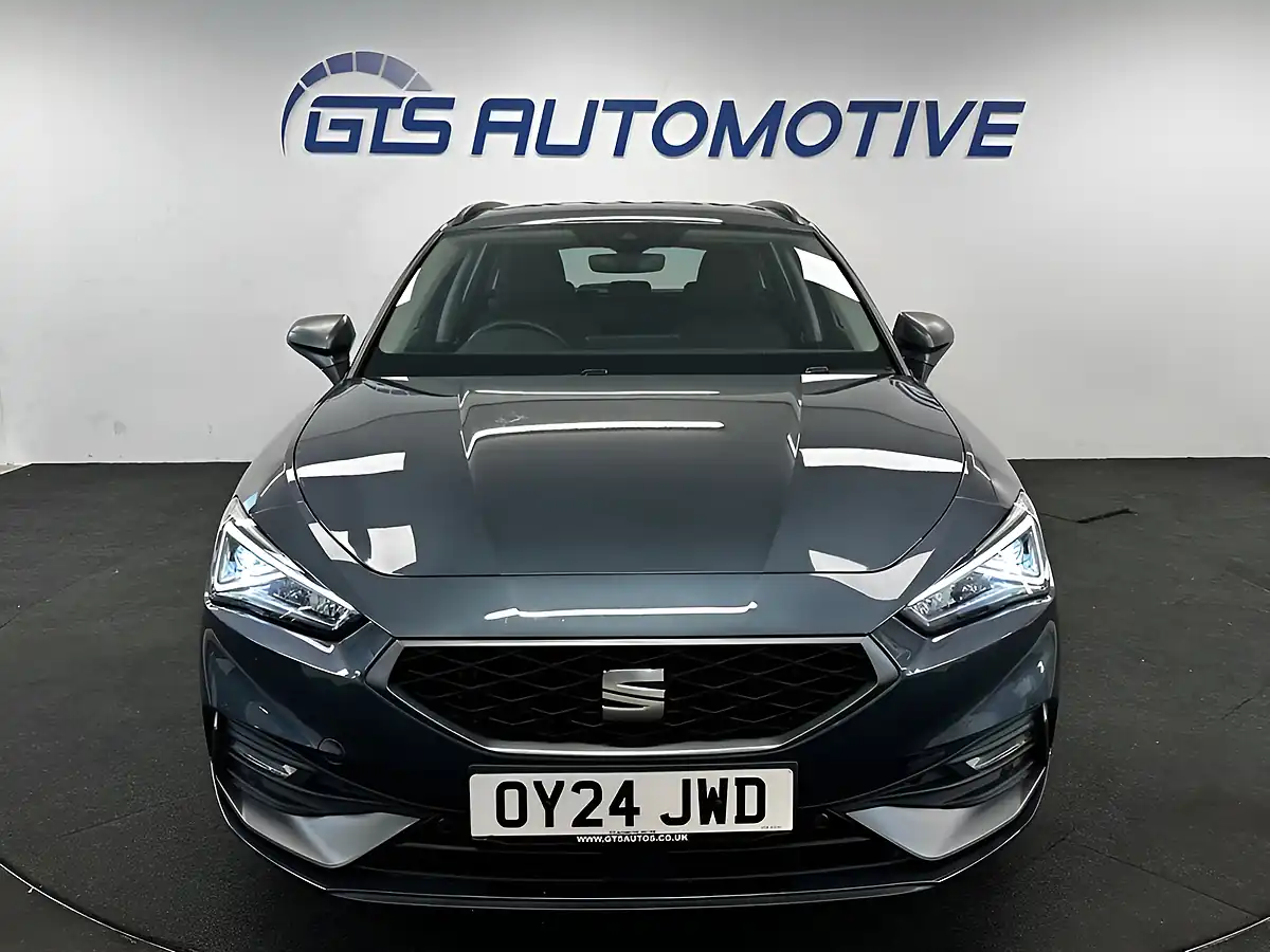 Used 2024 SEAT Leon Fr Magnetic Tech Grey - Interior and Exterior details 6