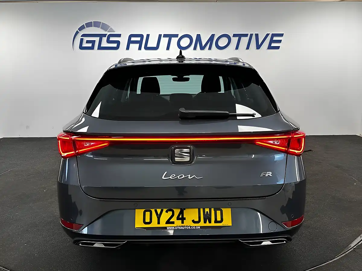 Used 2024 SEAT Leon Fr Magnetic Tech Grey - Interior and Exterior details 9