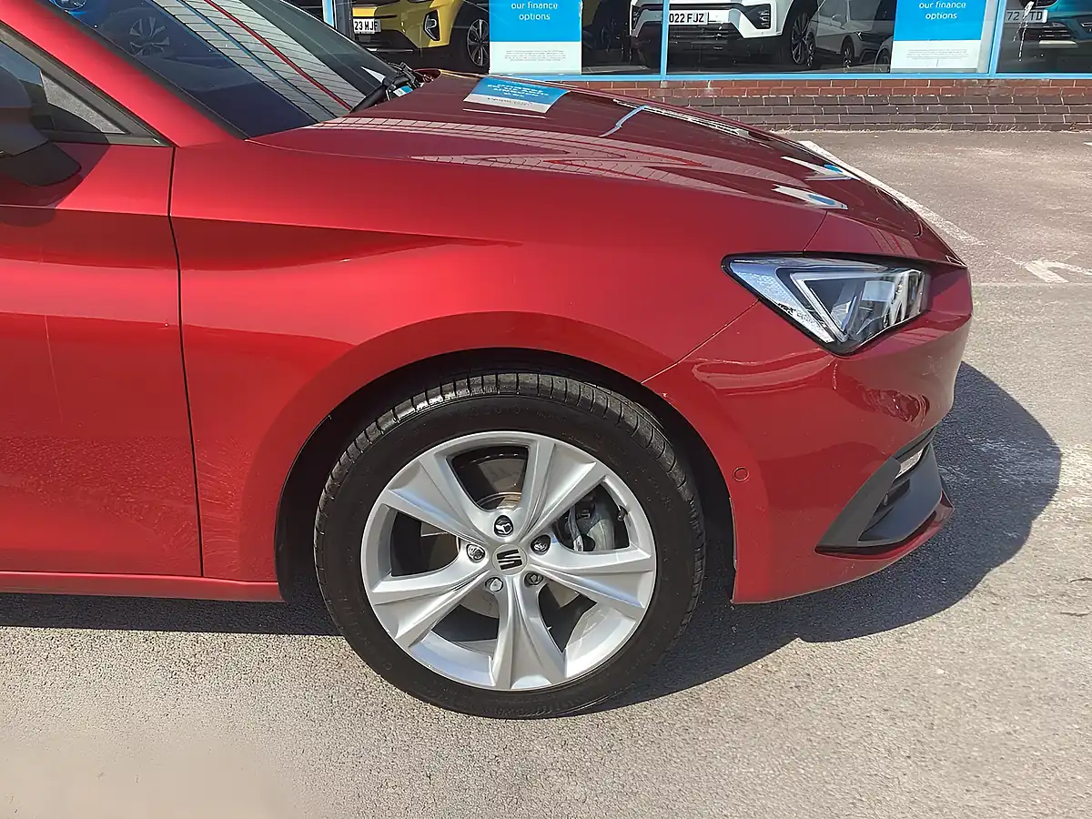 Used 2024 SEAT Leon Fr Red - Interior and Exterior details 11