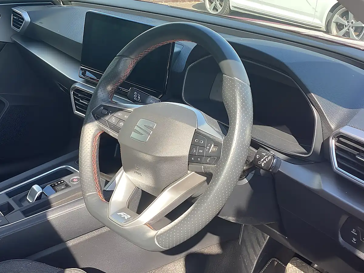 Used 2024 SEAT Leon Fr Red - Interior and Exterior details 17