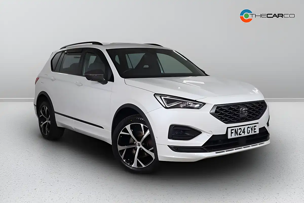 Used 2024 SEAT Tarraco Fr White - Front View
