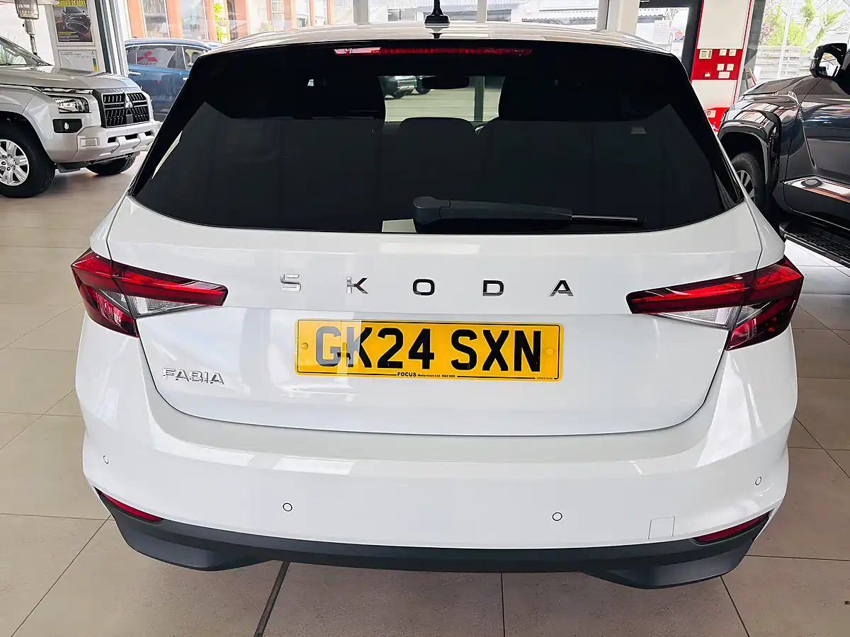 Used 2024 Skoda Fabia Se L White - Interior and Exterior details 8