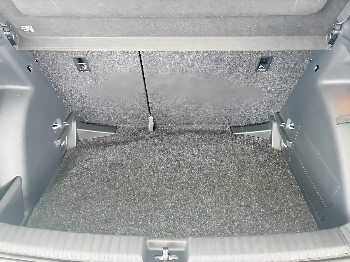 Used 2024 Skoda Fabia Se L White - Interior and Exterior details 10