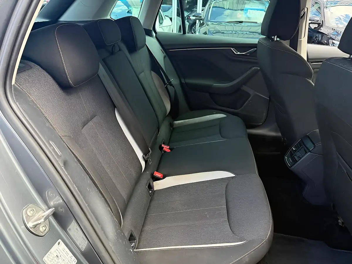 Used 2024 Skoda Kamiq Se L Grey - Interior and Exterior details 11