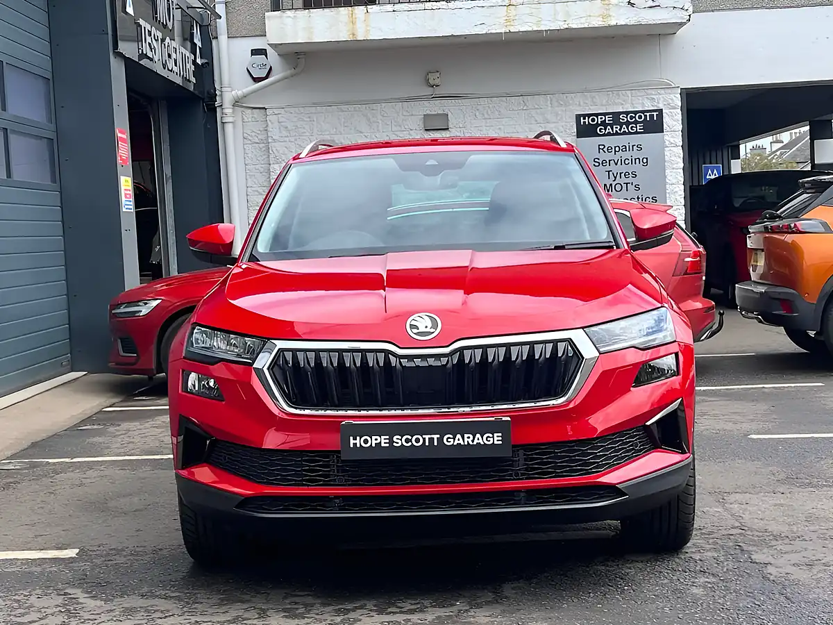 Used 2024 Skoda Karoq Se L Red - Interior and Exterior details 5