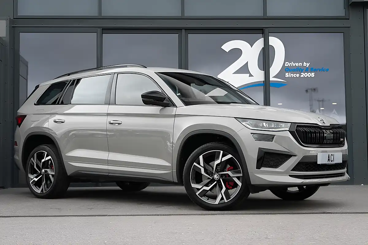 Used 2024 Skoda Kodiaq VRS Meteor Grey - Interior and Exterior details 11