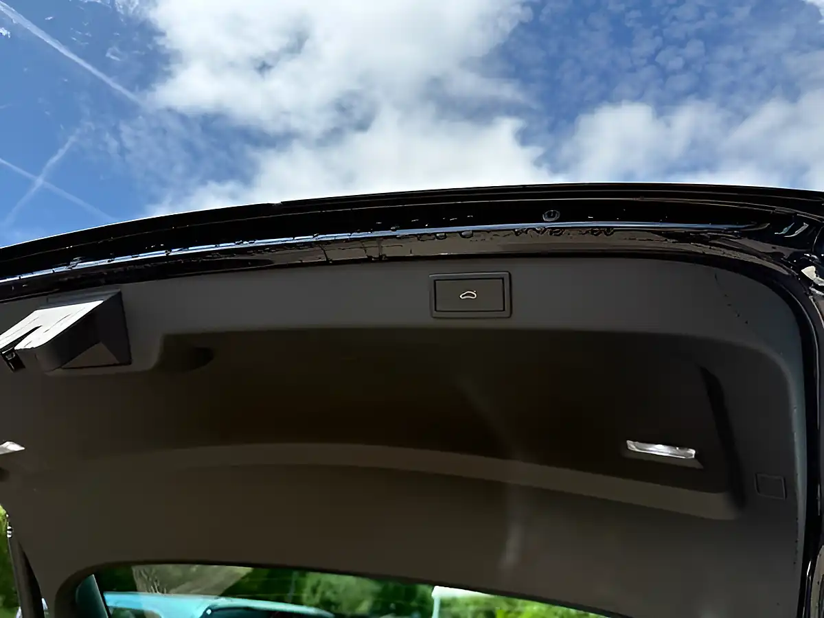 Used 2024 Skoda Superb Se L Black - Interior and Exterior details 16