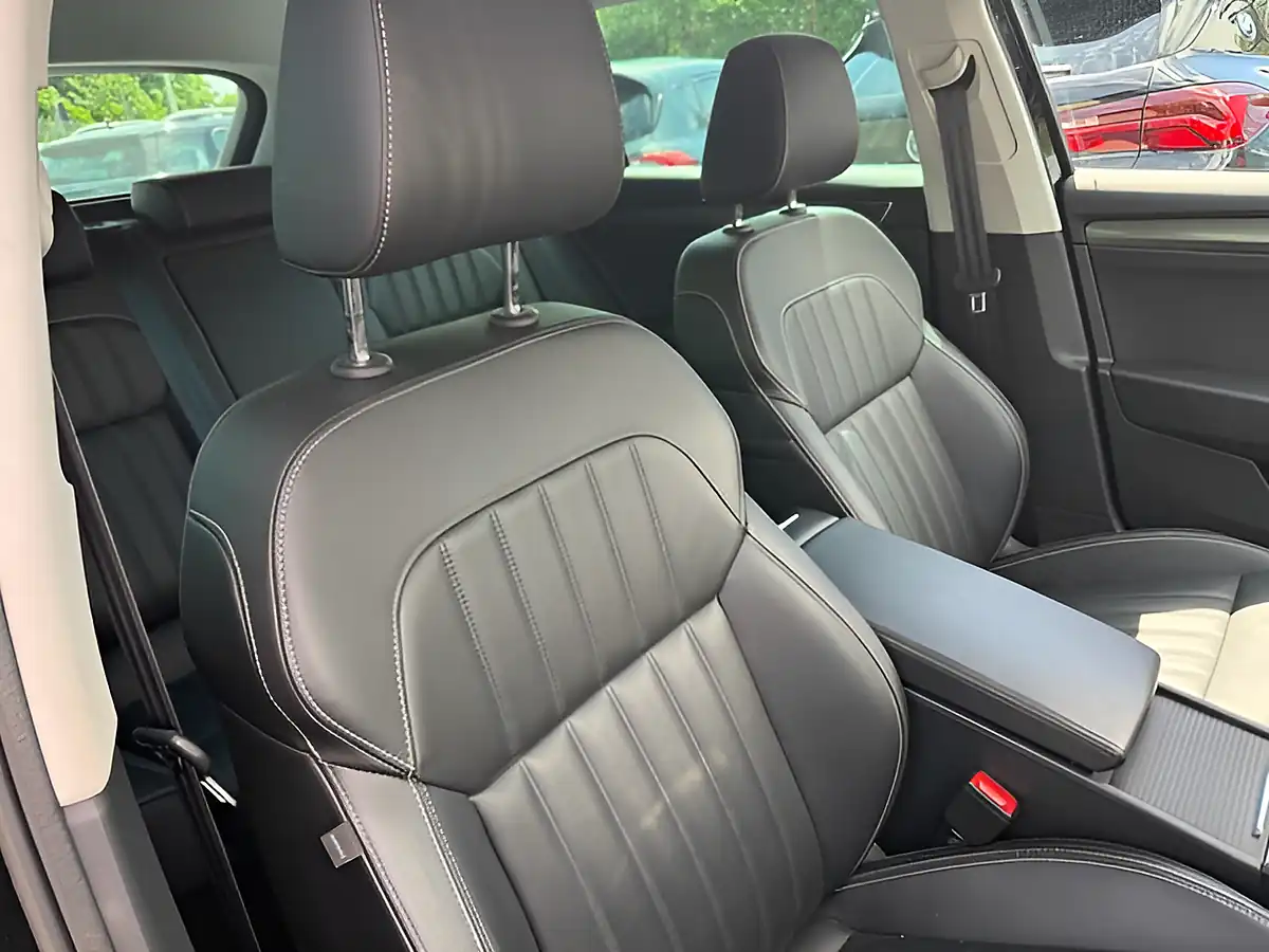 Used 2024 Skoda Superb Se L Black - Interior and Exterior details 3