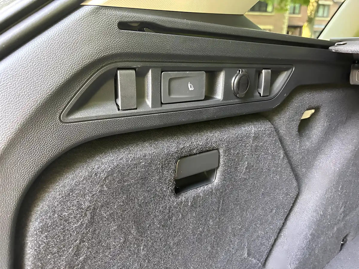 Used 2024 Skoda Superb Se L Grey - Interior and Exterior details 11