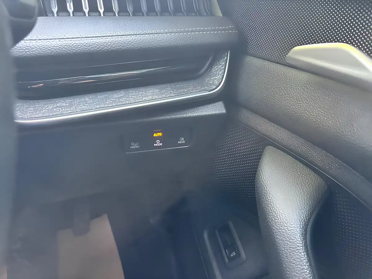 Used 2024 Skoda Superb Se L Grey - Interior and Exterior details 18