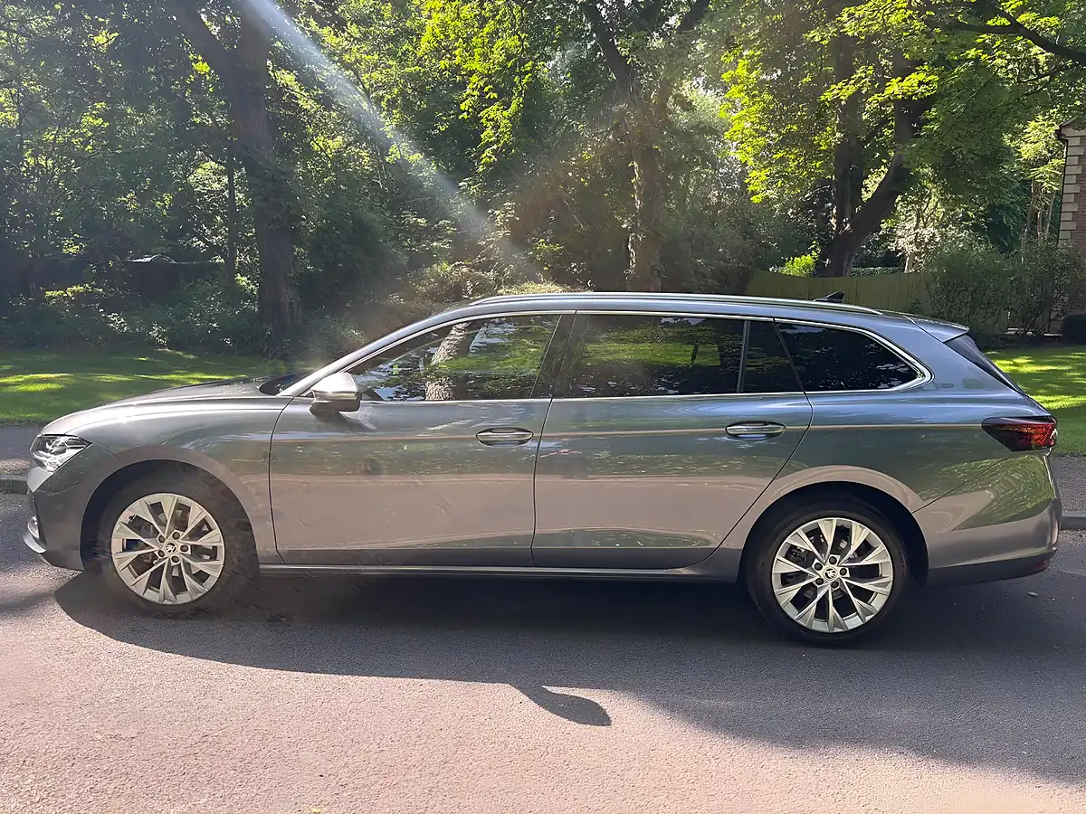 Used 2024 Skoda Superb Se L Grey - Interior and Exterior details 4