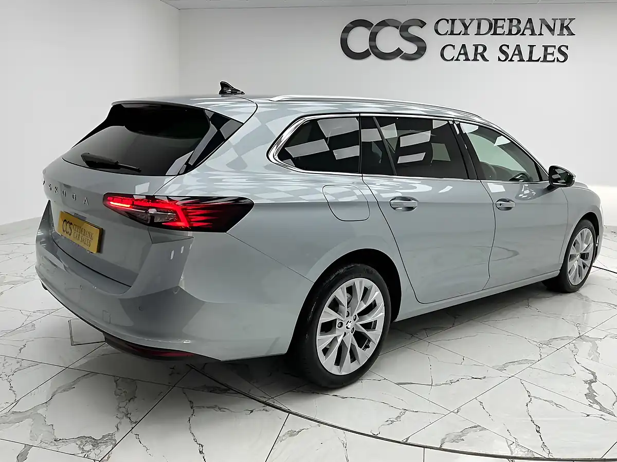 Used 2024 Skoda Superb Se L Pebble Silver - Interior and Exterior details 3