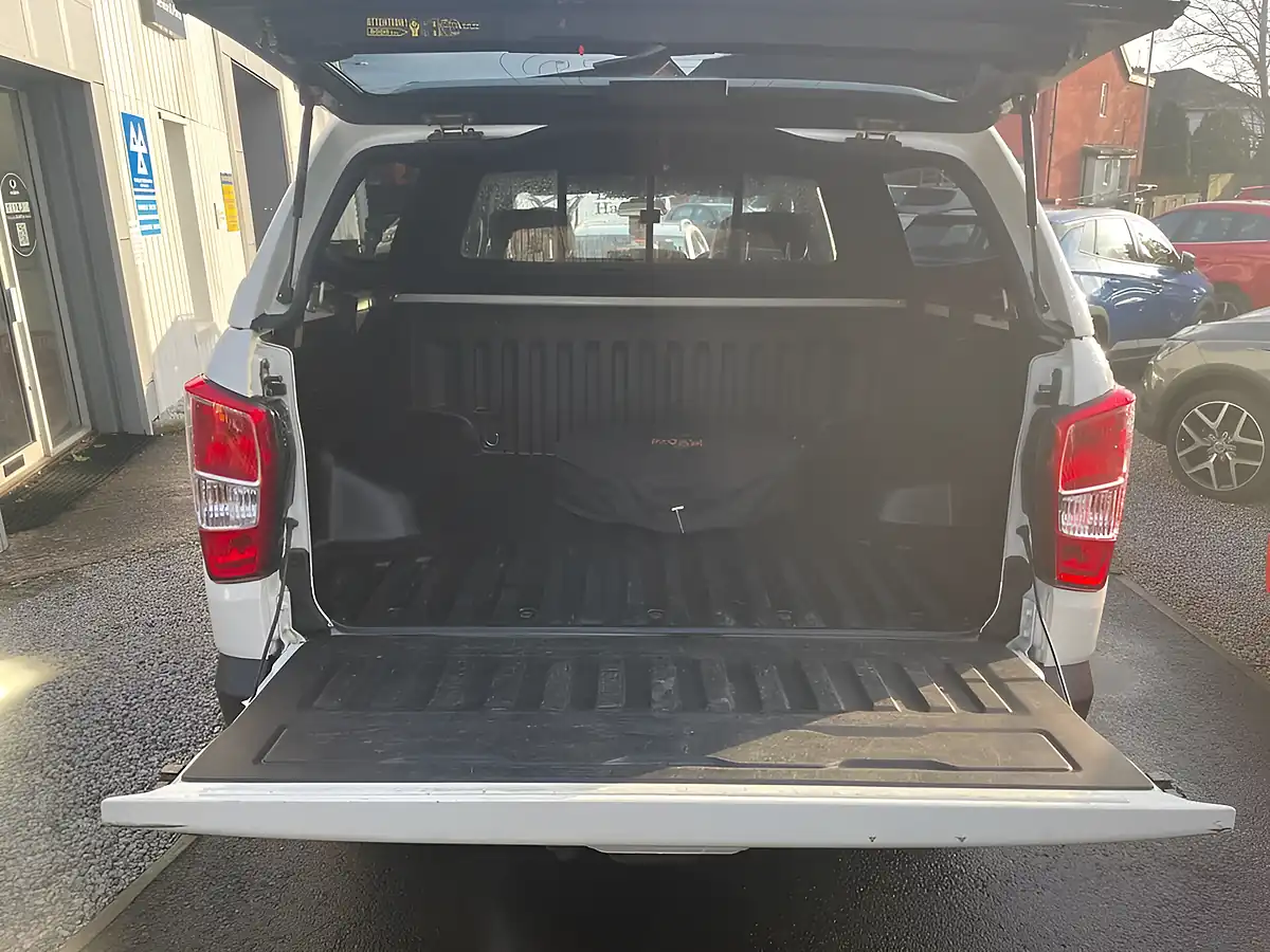 Used 2024 Ssangyong Musso Rebel Grand White - Interior and Exterior details 10