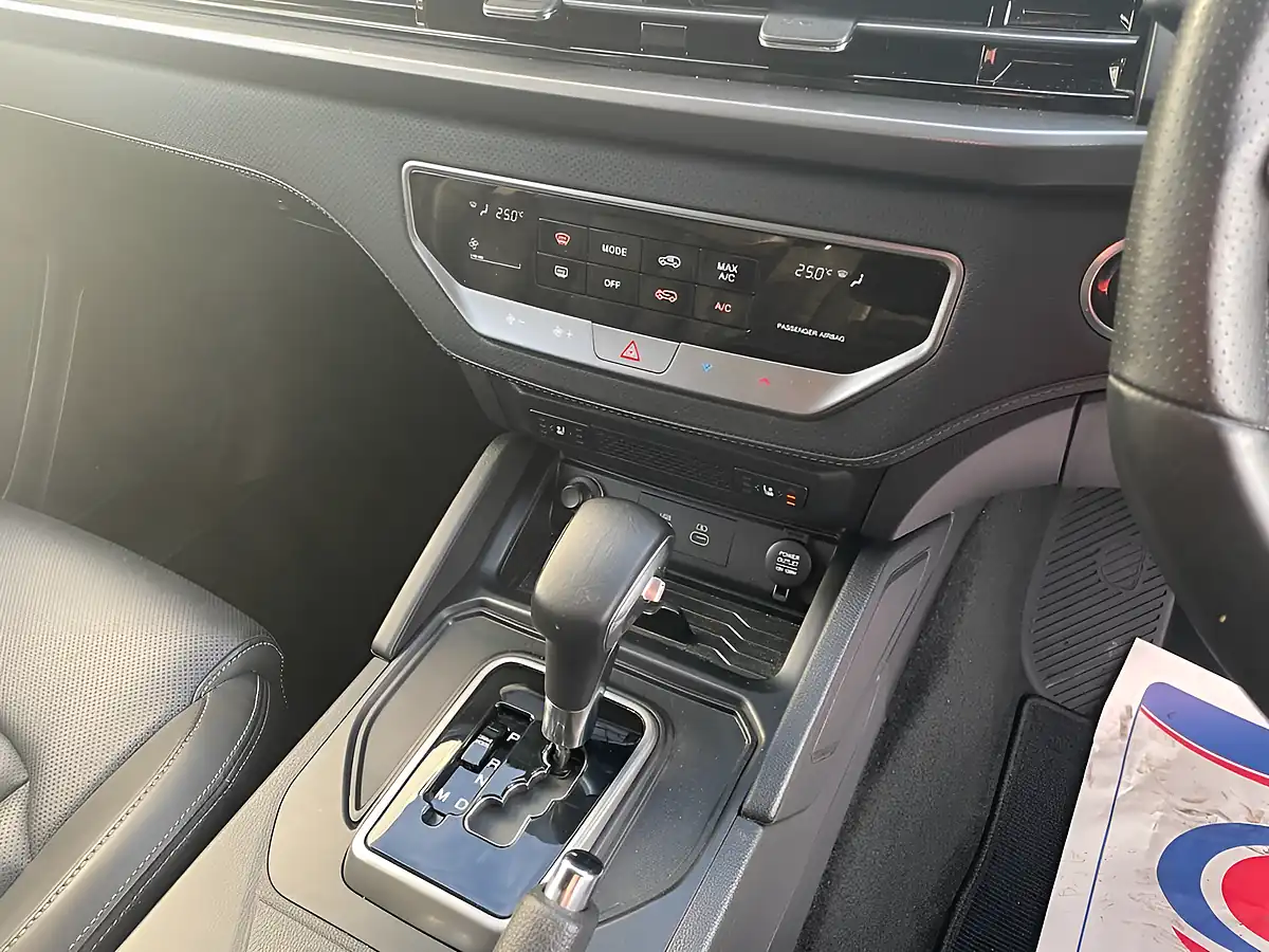 Used 2024 Ssangyong Musso Rebel Grand White - Interior and Exterior details 13