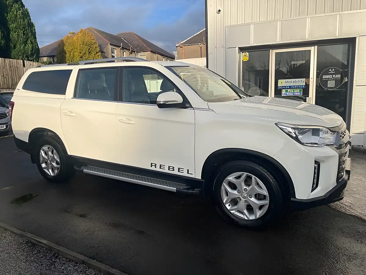 Used 2024 Ssangyong Musso Rebel Grand White - Interior and Exterior details 9