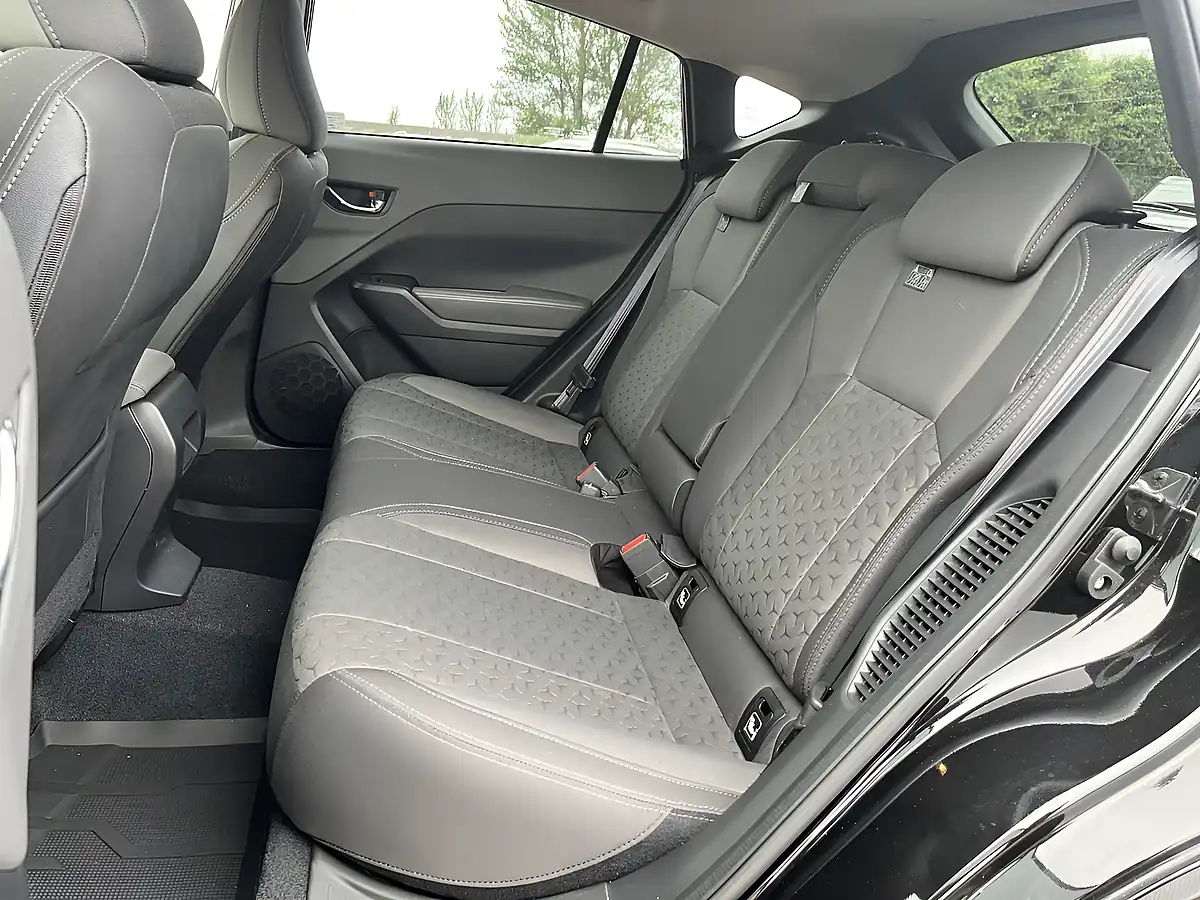 Used 2024 Subaru Crosstrek Limited Black - Interior and Exterior details 11