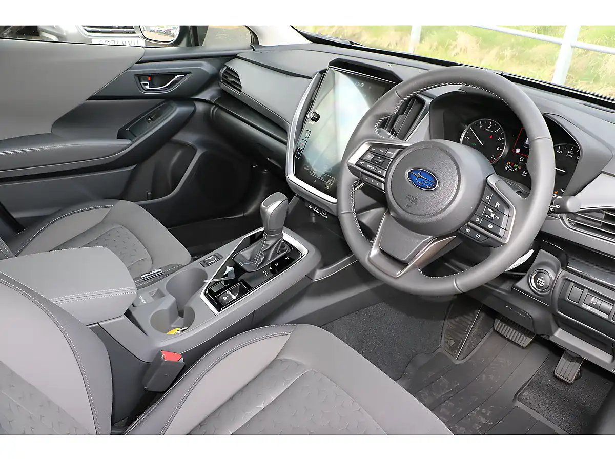Used 2024 Subaru Crosstrek Limited Black - Interior and Exterior details 6