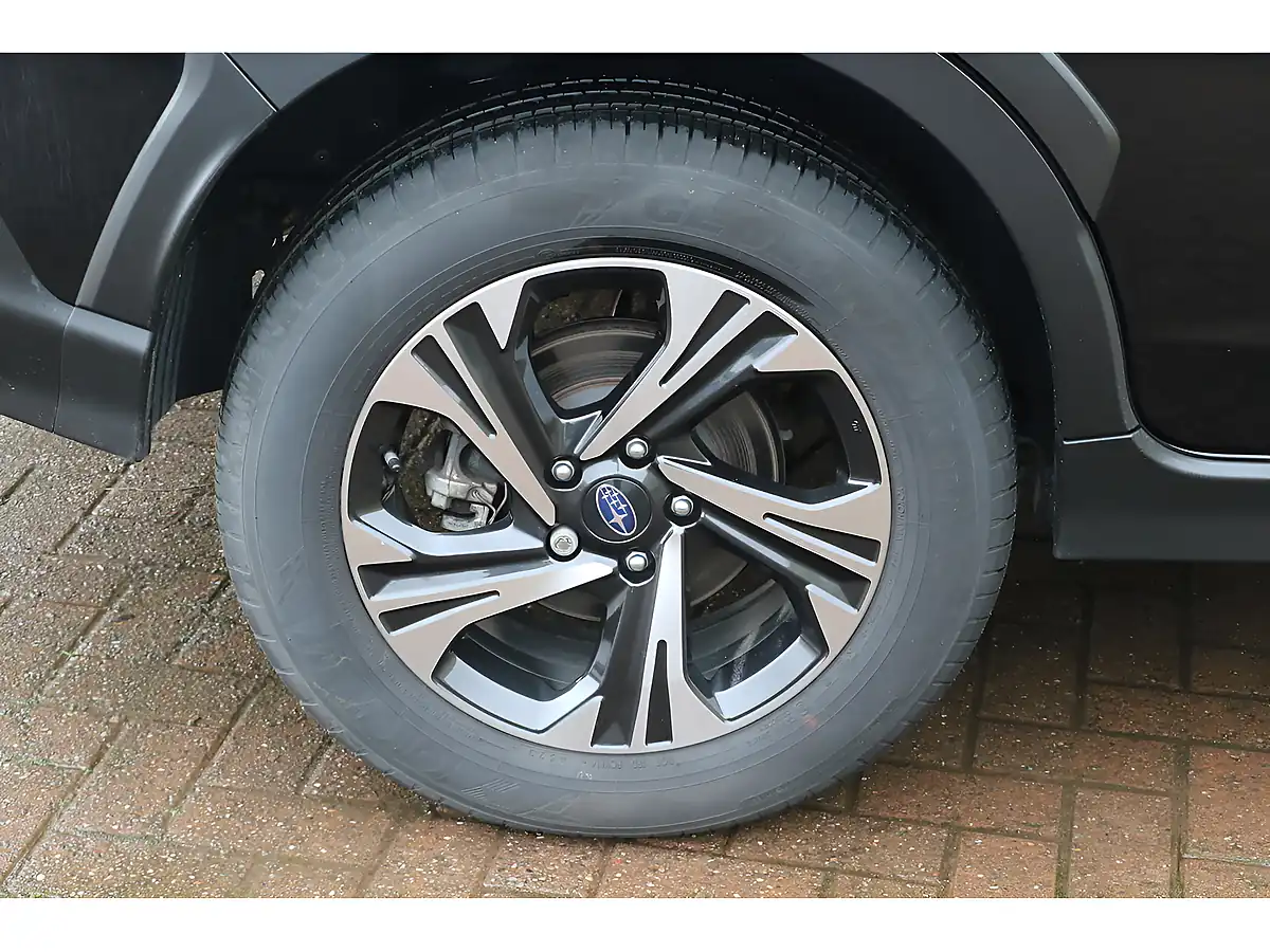 Used 2024 Subaru Crosstrek Limited Crystal Black - Interior and Exterior details 16